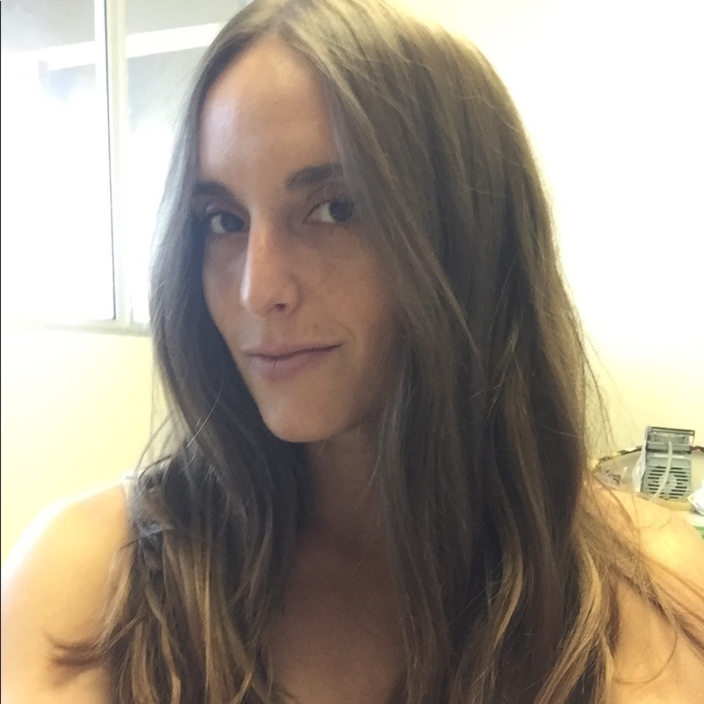 Meet your Posher, Lena